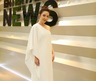 "คลาวเดีย" ร่วมรายการ darastory