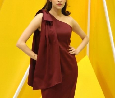 "คลาวเดีย" ร่วมรายการ darastory