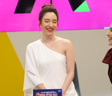 "คลาวเดีย" ร่วมรายการ darastory