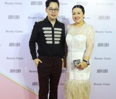 งานเดินแบบ beauty gems