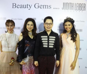 งานเดินแบบ beauty gems