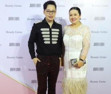 งานเดินแบบ beauty gems