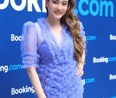"มาร์กี้ ราศรี" งาน Booking