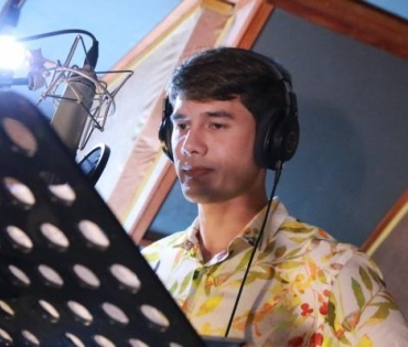 "มิกค์-โบว์" อัดเสียง
