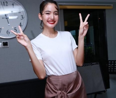 "มิกค์-โบว์" อัดเสียง