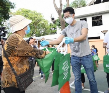 เดี่ยว สุริยนต์ นำทีมส่งสุขให้ทุกคนผ่าน Farm Mee 
