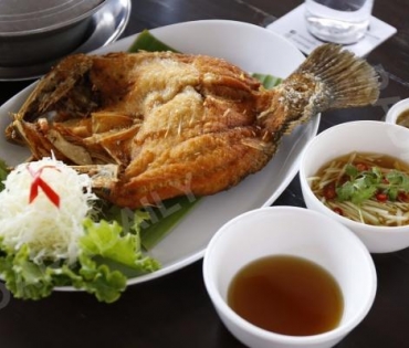 “เปาวลี-เอิร์ธ” ดีใจเปิดอาหารขานรับนโยบายรัฐเว้นระยะห่าง