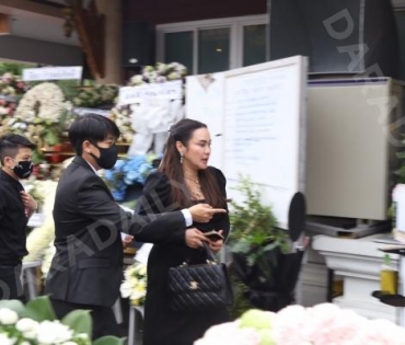 งานสวดอภิธรรมศพ "ตั้ว ศรัณยู"