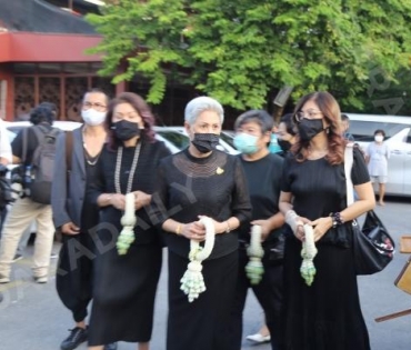 งานสวดอภิธรรมศพ "ตั้ว ศรัณยู"