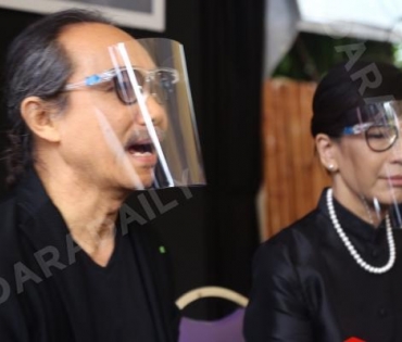 วันพระราชทานเพลิงศพ "ตั้ว ศรัณยู"