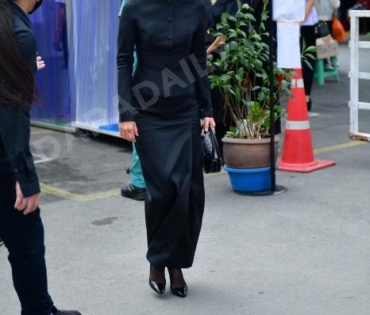 วันพระราชทานเพลิงศพ "ตั้ว ศรัณยู"
