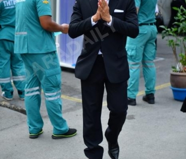 วันพระราชทานเพลิงศพ "ตั้ว ศรัณยู"