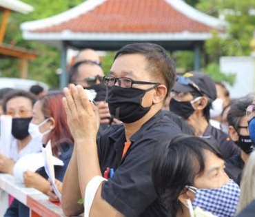 วันพระราชทานเพลิงศพ "ตั้ว ศรัณยู"