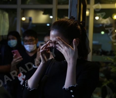 วันพระราชทานเพลิงศพ "ตั้ว ศรัณยู"
