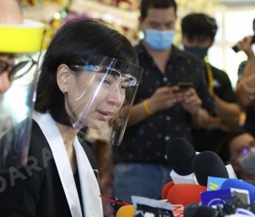 วันพระราชทานเพลิงศพ "ตั้ว ศรัณยู"