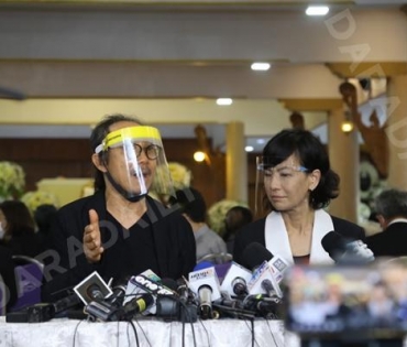 วันพระราชทานเพลิงศพ "ตั้ว ศรัณยู"