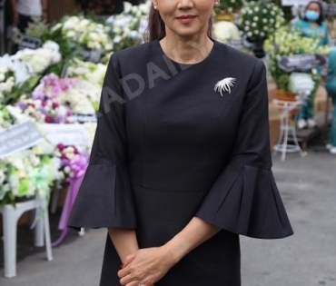 วันพระราชทานเพลิงศพ "ตั้ว ศรัณยู"