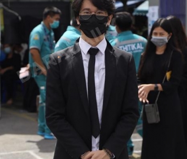 วันพระราชทานเพลิงศพ "ตั้ว ศรัณยู"