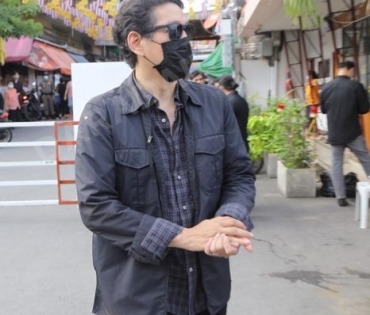 วันพระราชทานเพลิงศพ "ตั้ว ศรัณยู"