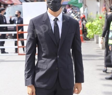วันพระราชทานเพลิงศพ "ตั้ว ศรัณยู"