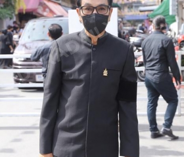วันพระราชทานเพลิงศพ "ตั้ว ศรัณยู"