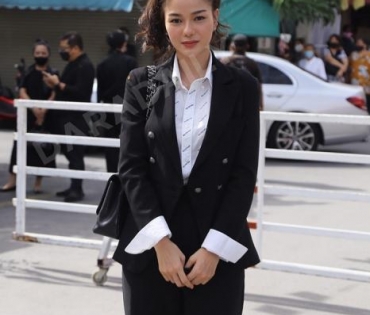 วันพระราชทานเพลิงศพ "ตั้ว ศรัณยู"