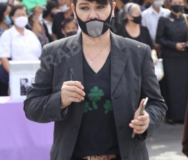 วันพระราชทานเพลิงศพ "ตั้ว ศรัณยู"