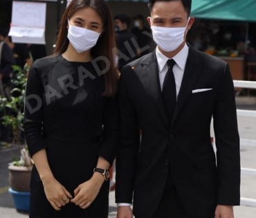 วันพระราชทานเพลิงศพ "ตั้ว ศรัณยู"