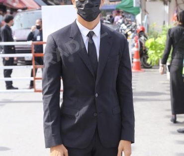 วันพระราชทานเพลิงศพ "ตั้ว ศรัณยู"