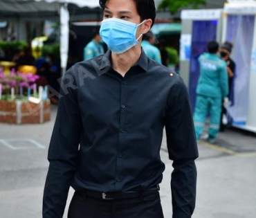 วันพระราชทานเพลิงศพ "ตั้ว ศรัณยู"