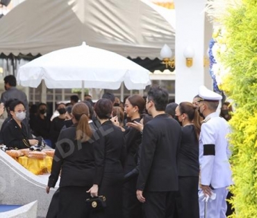 บรรยากาศพิธีพระราชทานเพลิงศพ “พลอากาศตรีณรงค์ เตมีรักษ์”