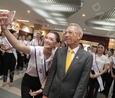 พิธีส่งมอบมงกุฎเพชร Miss Tourism World Thailand 2020