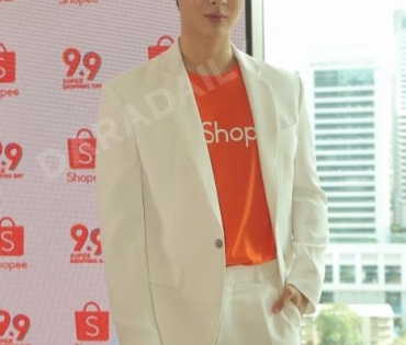 "หญิง-เซ้นต์" ร่วมงานแถลงข่าวเปิดตัว Shopee 9.9 Super Shopping Day