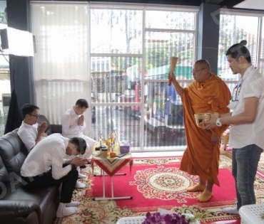 พิธีบวงสรวงสมโภช องค์พระพิฆเนศวรและฉลองก้าวเข้าสู่ปีที่ 16 บริษัท ดาราเดลี่ จำกัด