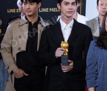 LINE THAILAND PEOPLES CHOICE AWARDS