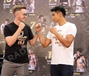 พีธีบวงสรวงรายการ "10 Fight 10 ซีซั่น 2" ชกจริง เจ็บจริง ยิ่งกว่าเดิม!