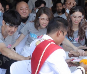 ภาพบรรยากาศบวงสรวงภาพยนตร์ "หร่อยจังจ้าว"