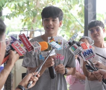 ภาพบรรยากาศบวงสรวงภาพยนตร์ "หร่อยจังจ้าว"