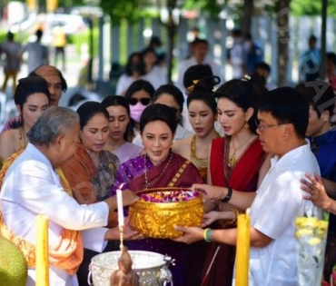 ภาพบรรยากาศงานบวงสรวงละคร "วันทอง" 