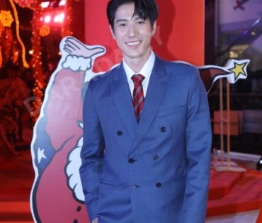 พิธีเปิดไฟต้นคริสต์มาสสุดยิ่งใหญ่ Light up Christmas Tree 2021 