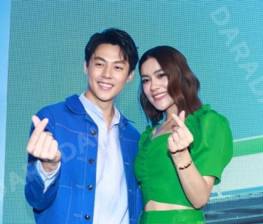 "หมาก-คิม" ร่วมงาน "Family Mart"