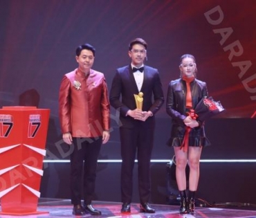 คนบันเทิงตบเท้าเข้าร่วมงานประกาศรางวัล คมชัดลึก อวอร์ด ครั้งที่ 17