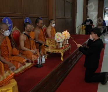 ภาพบรรยากาศงาน สวดอภิธรรมศพ คุณแม่ พรพรรณ พรรณนิภา ณ. ศาลาทักษิณาประดิษฐ วัดพระศรีมหาธาตุวรมหาวิหาร 