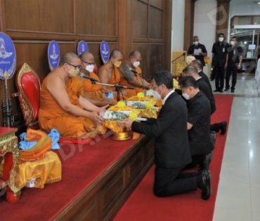 ภาพบรรยากาศงาน สวดอภิธรรมศพ คุณแม่ พรพรรณ พรรณนิภา ณ. ศาลาทักษิณาประดิษฐ วัดพระศรีมหาธาตุวรมหาวิหาร 