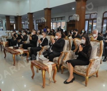 ภาพบรรยากาศงาน สวดอภิธรรมศพ คุณแม่ พรพรรณ พรรณนิภา ณ. ศาลาทักษิณาประดิษฐ วัดพระศรีมหาธาตุวรมหาวิหาร 