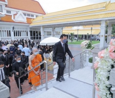 ภาพบรรยากาศงาน สวดอภิธรรมศพ คุณแม่ พรพรรณ พรรณนิภา ณ. ศาลาทักษิณาประดิษฐ วัดพระศรีมหาธาตุวรมหาวิหาร 