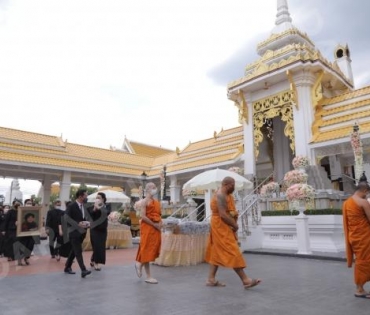 ภาพบรรยากาศงาน สวดอภิธรรมศพ คุณแม่ พรพรรณ พรรณนิภา ณ. ศาลาทักษิณาประดิษฐ วัดพระศรีมหาธาตุวรมหาวิหาร 