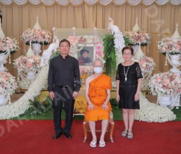 ภาพบรรยากาศงาน สวดอภิธรรมศพ คุณแม่ พรพรรณ พรรณนิภา ณ. ศาลาทักษิณาประดิษฐ วัดพระศรีมหาธาตุวรมหาวิหาร 