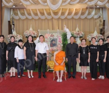 ภาพบรรยากาศงาน สวดอภิธรรมศพ คุณแม่ พรพรรณ พรรณนิภา ณ. ศาลาทักษิณาประดิษฐ วัดพระศรีมหาธาตุวรมหาวิหาร 