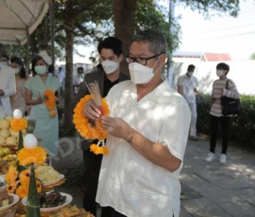 “เป้ย ปานวาด-เคลลี่ ธนะพัฒน์” นำทีมนักแสดงบวงสรวงละครเรื่อง “วานวาสนา”